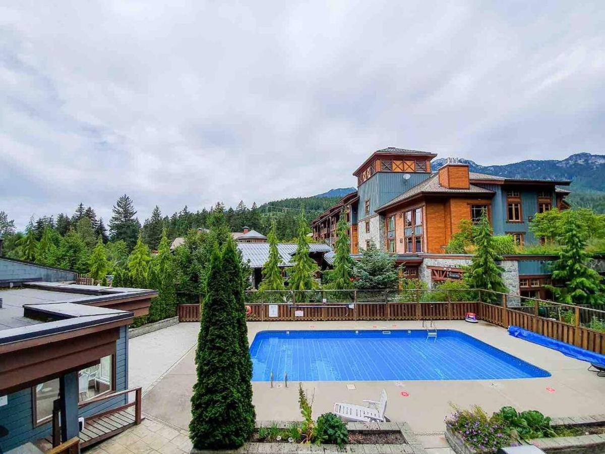 Ferienwohnung Gorgeous Whistler Creekside Studio Exterior foto
